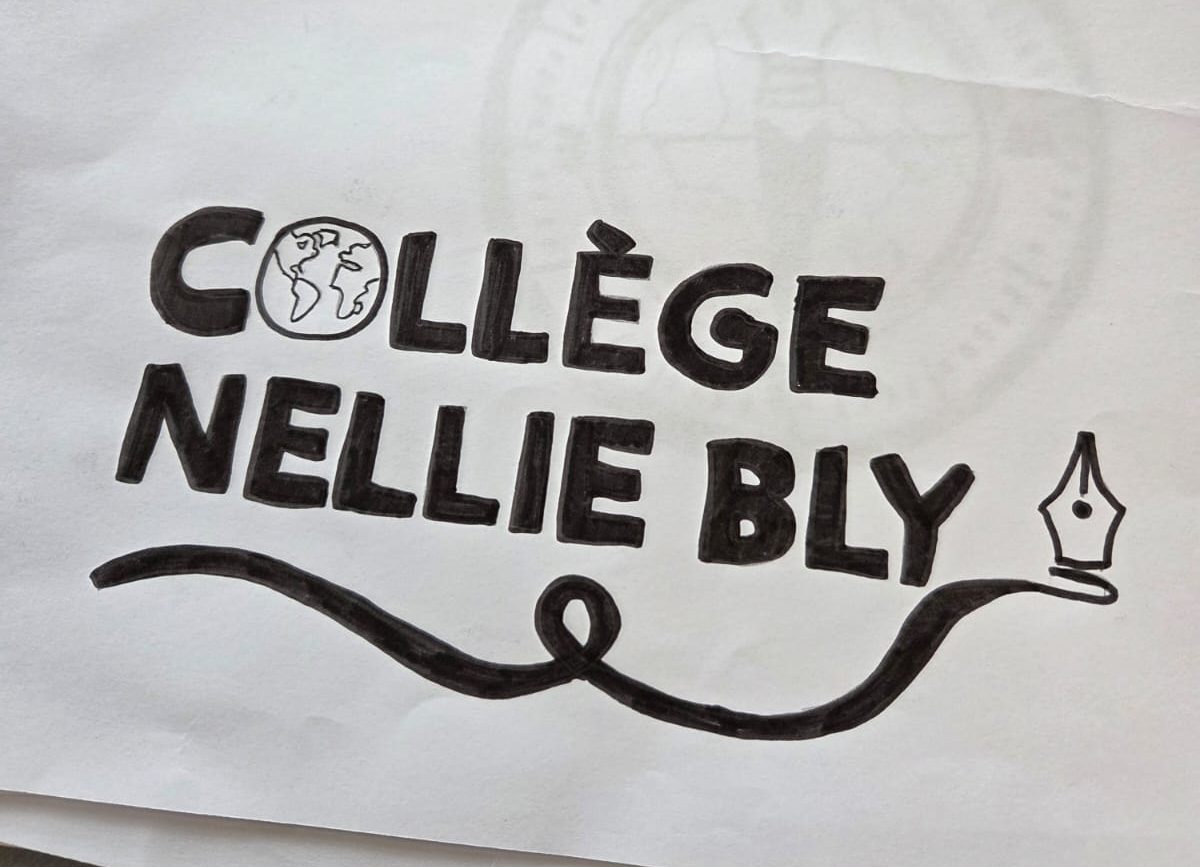 Quand les élèves dessinent la nouvelle identité visuelle du collège !